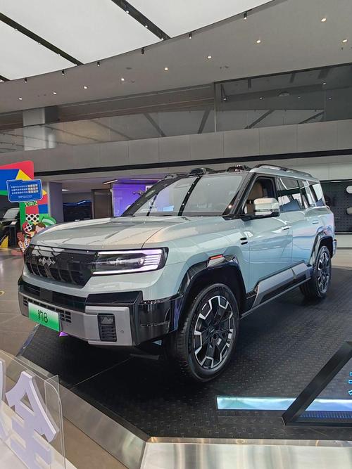 深圳216比亚迪方程豹硬派越野的爆款，英菲尼迪35周年与你共成长